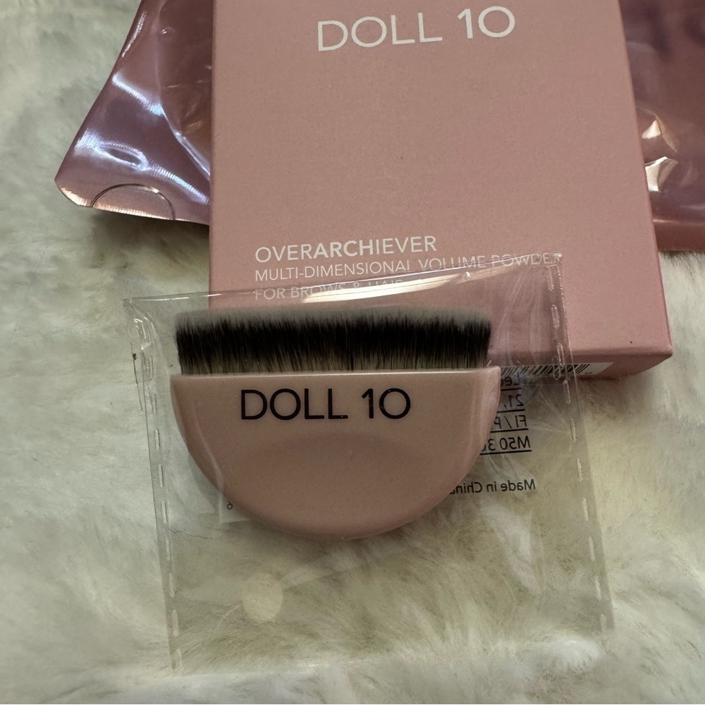 DOLL 10 Overarchiever BLONDE
Multi-Dimentional Volume Pwdr for Brows & Hair NEW - Picture 6 of 14